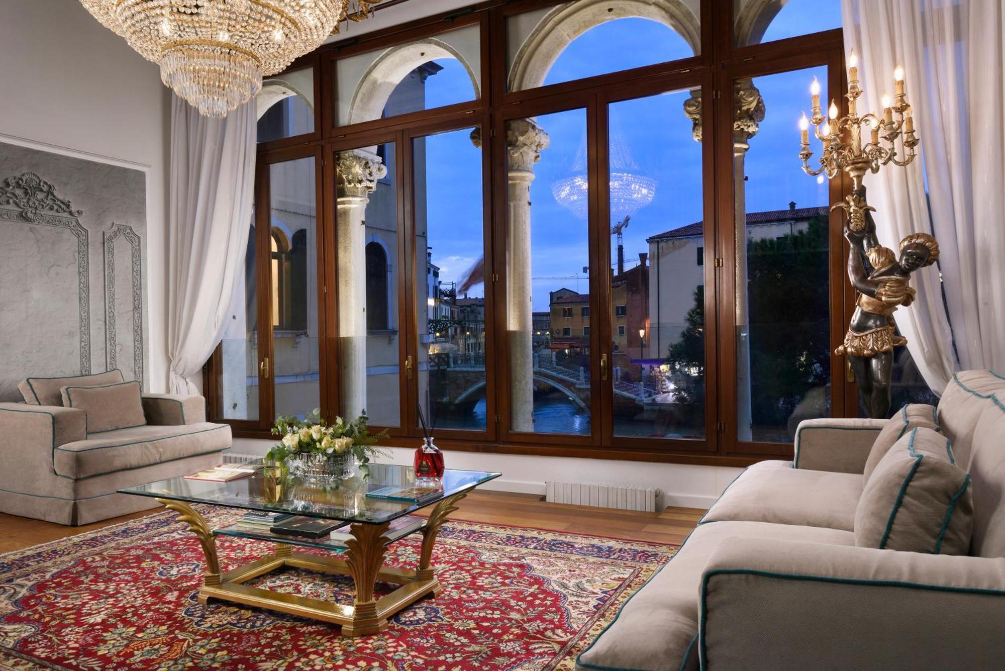 Swan Dolcevita Prestige Stay - Canal View & Exclusive Experience Venice Ngoại thất bức ảnh