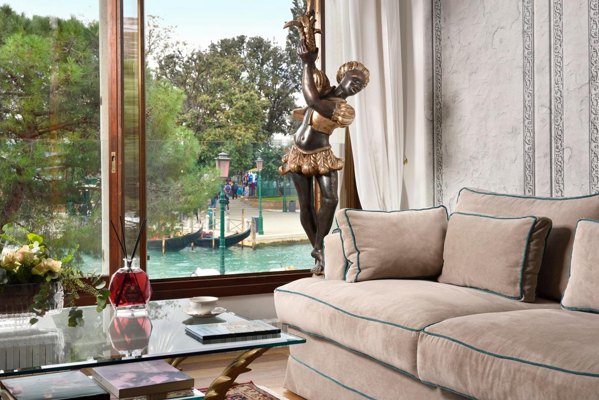 Swan Dolcevita Prestige Stay - Canal View & Exclusive Experience Venice Ngoại thất bức ảnh