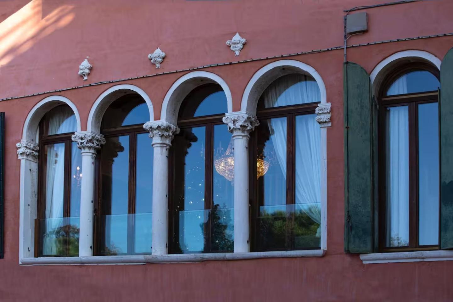 Swan Dolcevita Prestige Stay - Canal View & Exclusive Experience Venice Ngoại thất bức ảnh